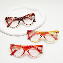A Set of 6 Cat-Eye Glasses Featuring Anti-Blue Light Lenses And Metal Spring Hinges. These Stylish Women Are Perfect for Winter Fashion, Making Them a Must-Have For. They Also Make a Great Gift And Embody a Retro Aesthetic