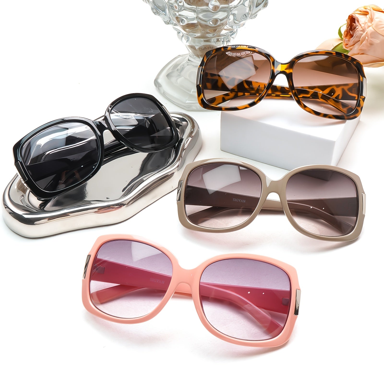 KERECSEN 4 Pack Retro Oversized Fashion Glasses for Men & Women - & Mirror, Full-Rim Frame Suitable for Beach, Travel, Cruise, Vacation - Eyewear Accessories with /Pouch (No Spring Hinges)
